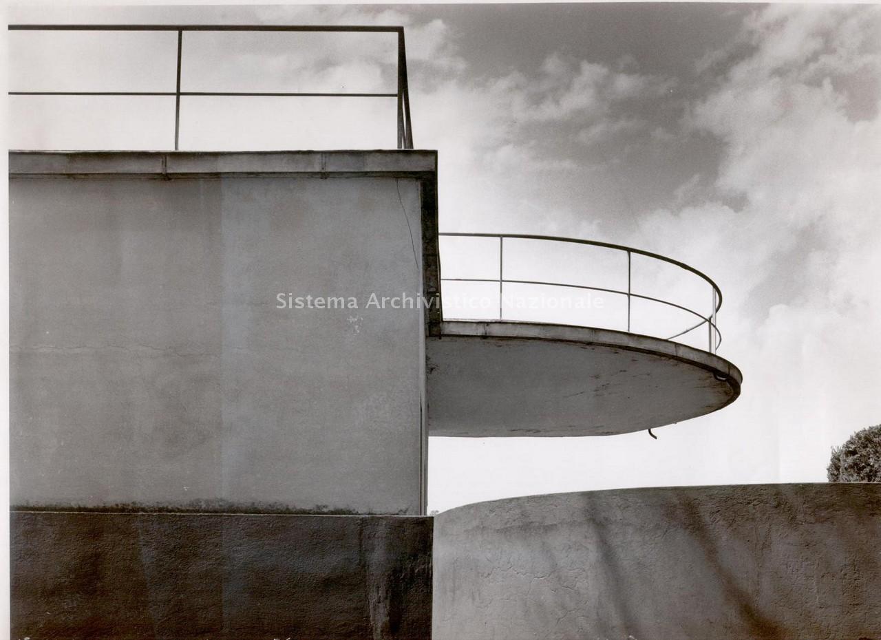  Progetto, realizzato da Bruno Ernesto Lapadula, della Casina nautica della Fondazione Cavalieri di Colombo sul lungotevere Flaminio a Roma, particolare della pensilina, 1934 